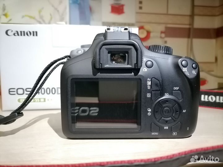 Зеркальный фотоаппарат Canon EOS 4000D Kit 18-55