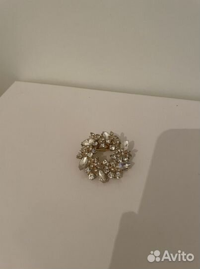 Брошь бижутерия