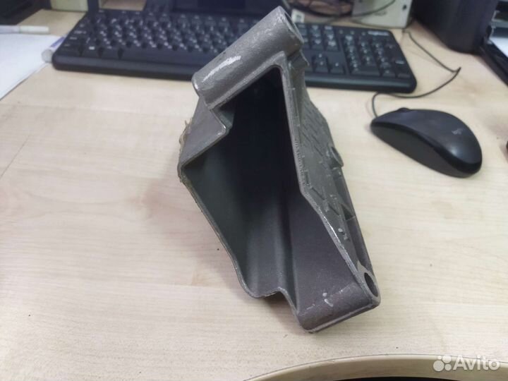 Кронштейн ваз-1118,2190 опоры двигателя R