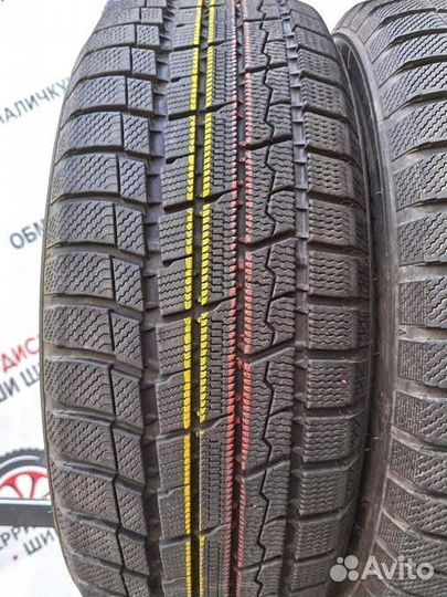 Toyo Winter Tranpath TX 215/60 R17 96Q