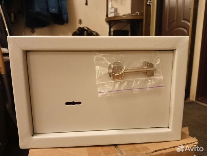 Ящик сейф металлический