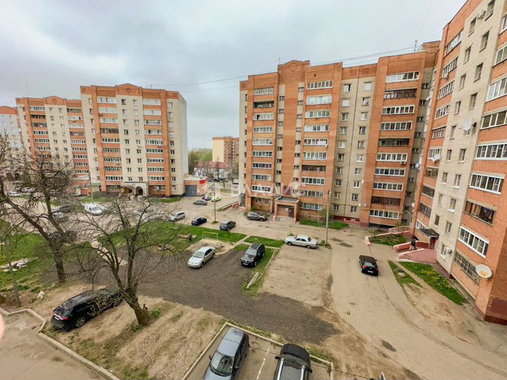 2-к. апартаменты, 60,5 м², 4/10 эт.