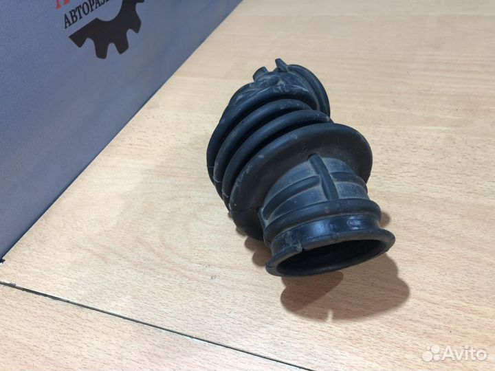 Патрубок воздушного фильтра Ford Focus III (2011—2