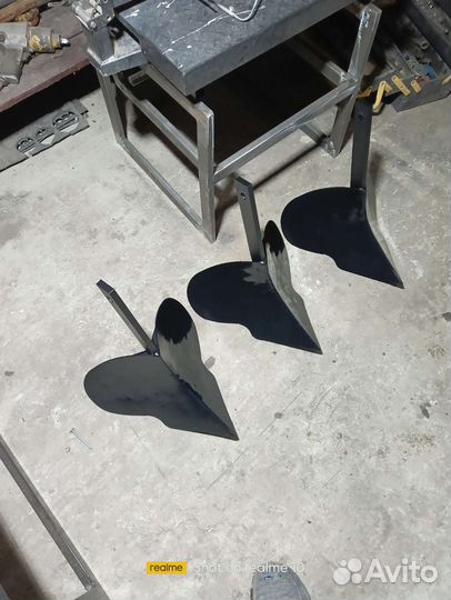 Культиватор окучник