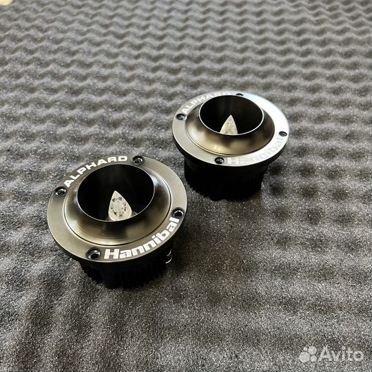 Комплект новой музыки в авто