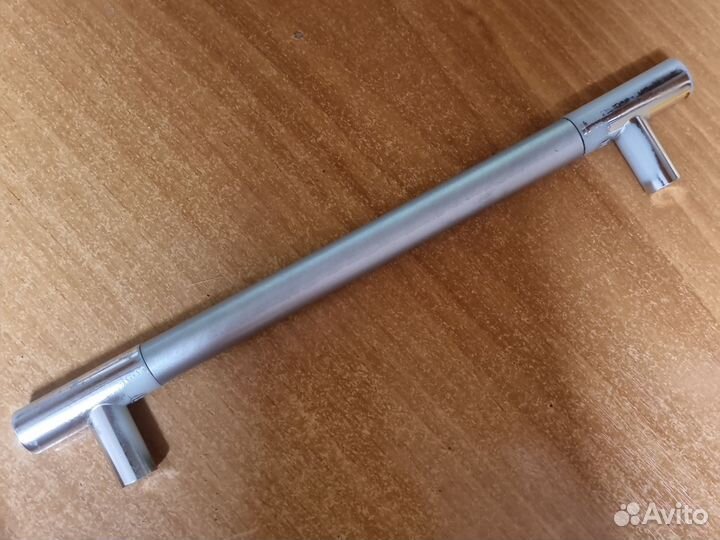 Ручки для мебели пластиковые