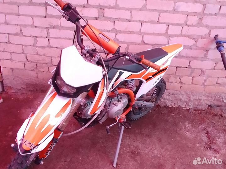 Питбайк Rizee 125