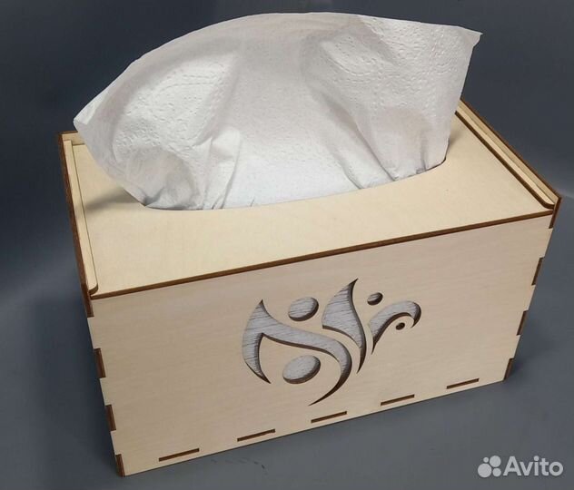 Диспенсер для бумажных полотенцев