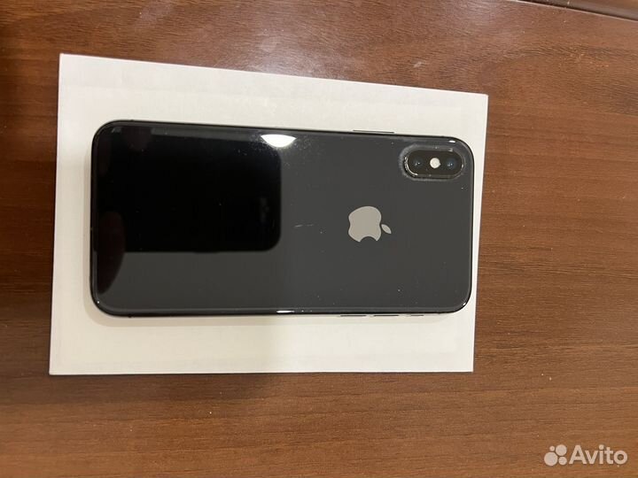 iPhone X, 256 ГБ