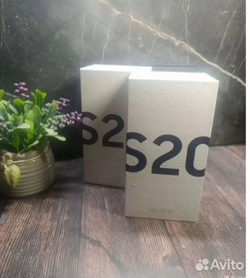 Samsung Galaxy S20 FE, 8/128 ГБ