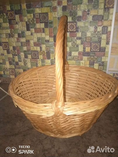 Корзина плетеная