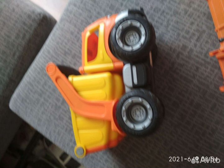 Машинки детские, роботы