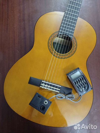 Встраивание звукоснимателя в акустическую гитару