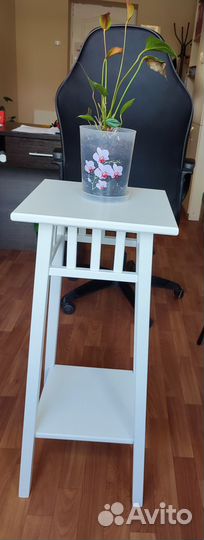 Этажерка,подставка для цветов, декоративный столик