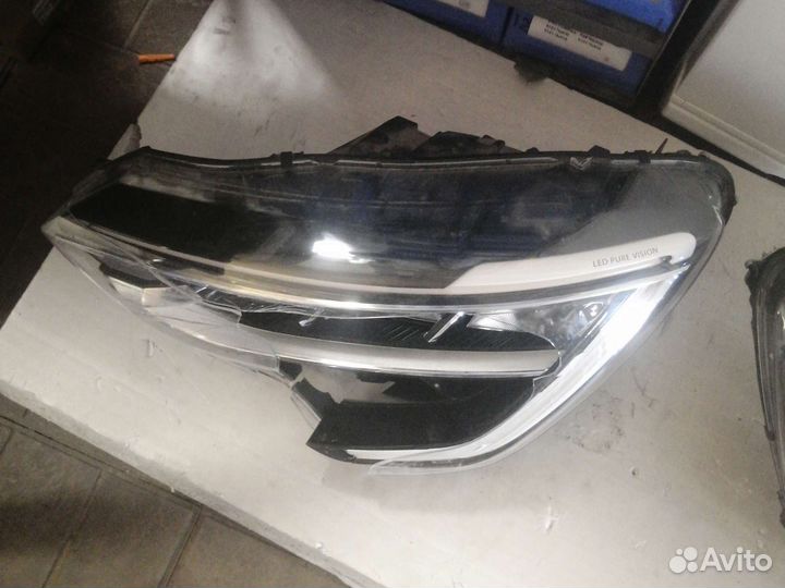 Renault arkana фара