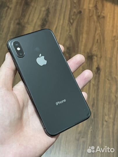 iPhone Xs, 64 ГБ