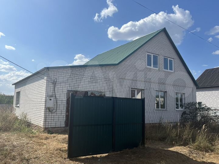 Дом 97,2 м² на участке 6 сот.