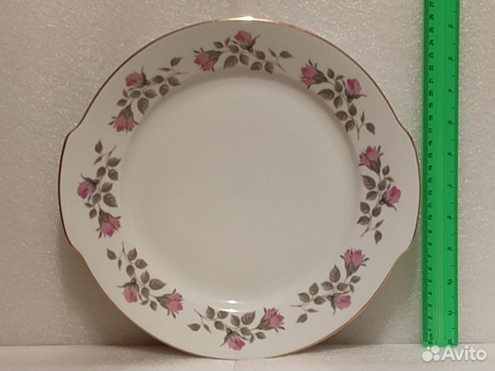 Блюдо большое. Диаметр - 27 см. Фарфор ГДР