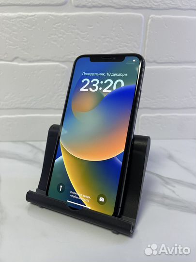 iPhone X, 64 ГБ