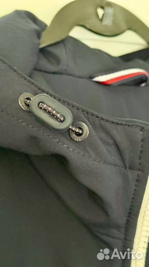 Tommy hilfiger куртка демисезонная