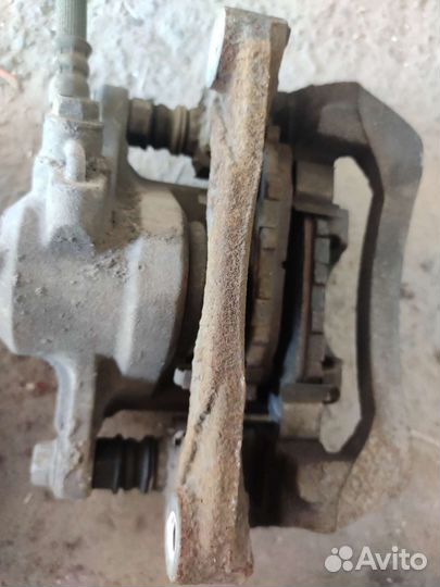 Суппорта subaru forester комплект 2014