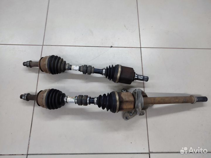 Привод передний правый Nissan Qashqai J11