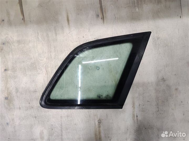 Форточка задняя правая Audi A3 8P