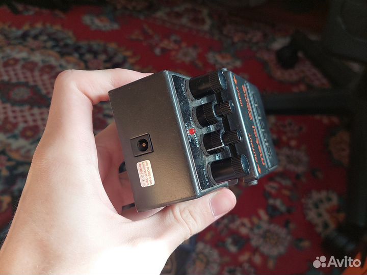 Гитарные педали boss metal zone MT-2