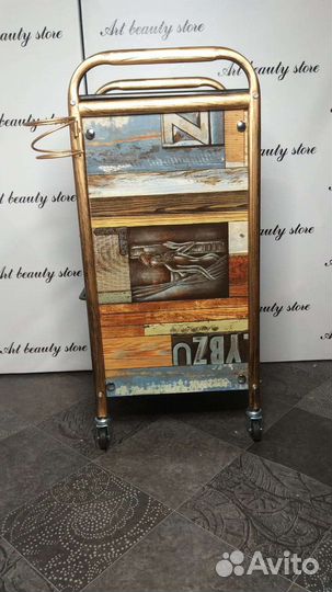 Тележка парикмахерская