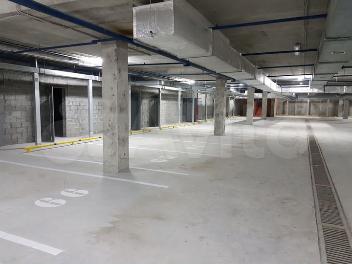 Машиноместо, 14 м²