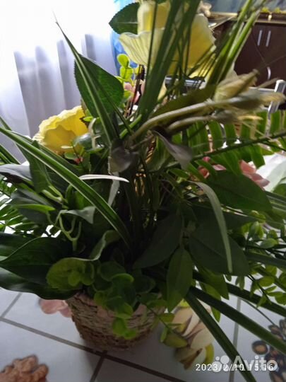 Корзиночка интерьерная(герберы, розы)