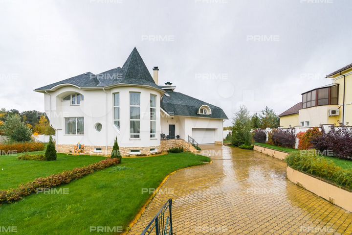 Дом 450 м² на участке 14 сот.