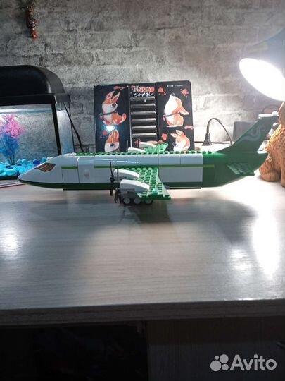 Лего самолёт