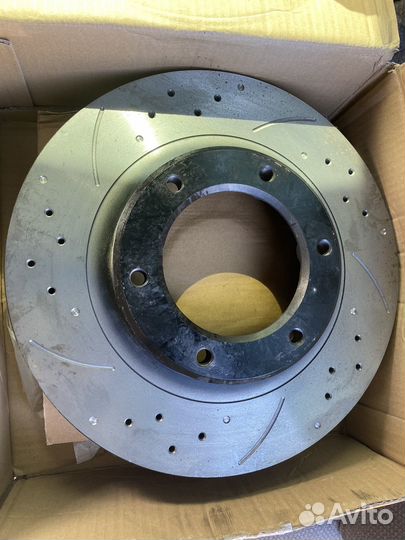 Диски тормозные SAT перфорированные