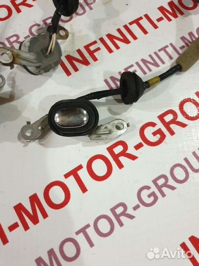 Infiniti Ex Qx50 Fx37 Qx70 S51 Кнопка багажника