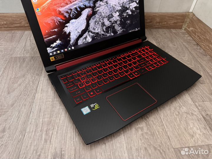 Acer Nitro 5 (IPS/Core i5-8300H/GTX 1050 4Gb/16Gb)