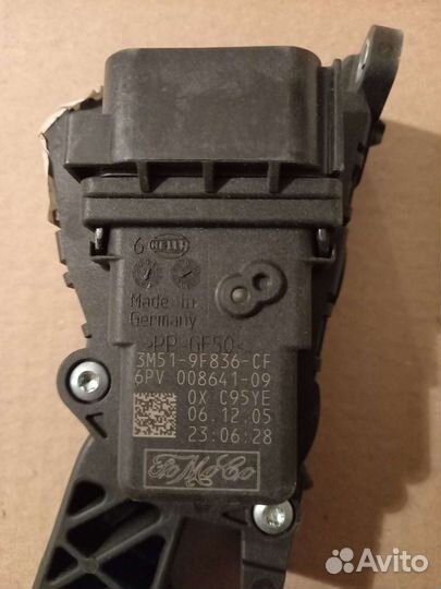 Педаль газа Ford C-Max