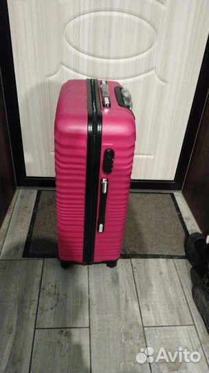Чемодан на колесах