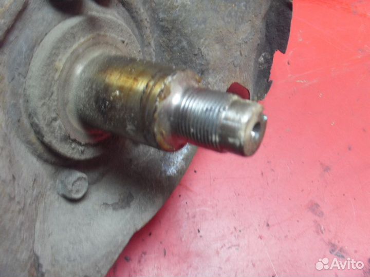 Кулак поворотный 0K9A426115 Kia Clarus 1996-2001