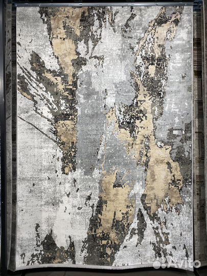 Ковер новый (в профиле большой выбор)