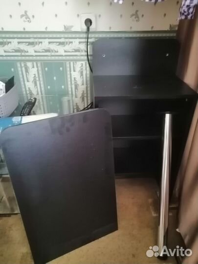 Столик для маникюра