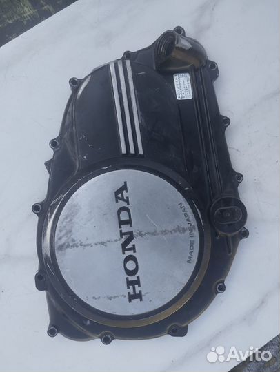Правая крышка сцепления Honda Magna VF750 RC07E