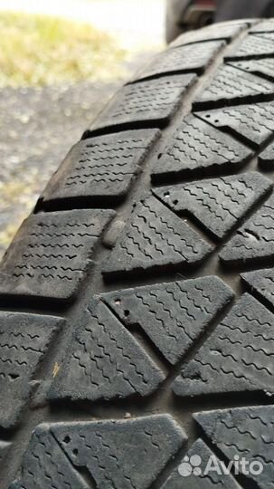 Bridgestone Blizzak DM-V2 245/60 R18