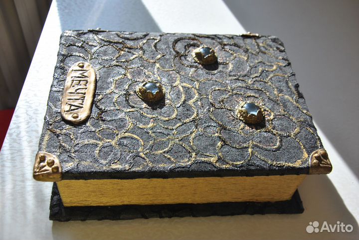 Коробка подарочная для украшений