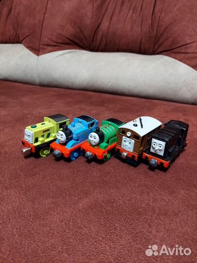 Томас и его друзья
