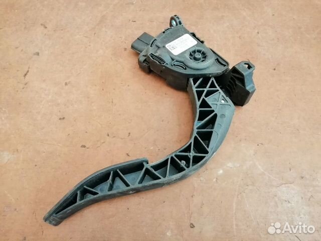 Педаль газа audi A6C7 2011-2018