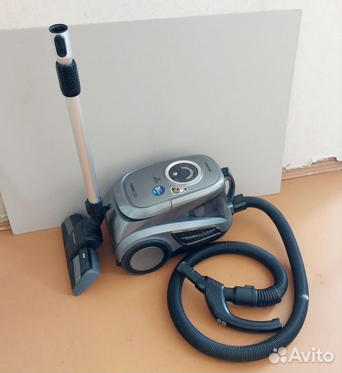 Пылесос Samsung 1800W на запчасти