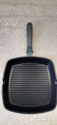 Сковорода гриль 28см