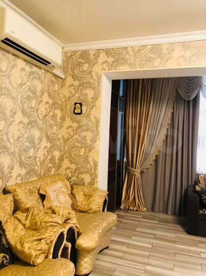 Квартира-студия, 90 м², 4/5 эт.