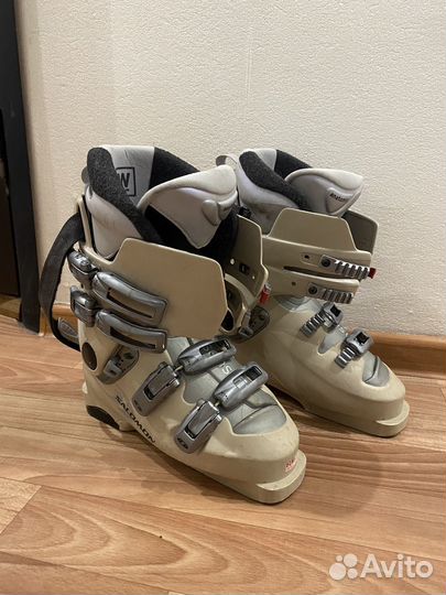 Горнолыжные ботинки salomon